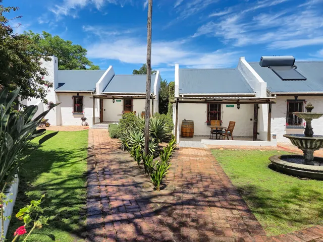 De Leeuwenhof Estate