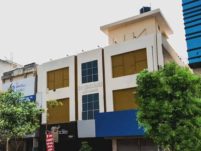 Super OYO G P Residency