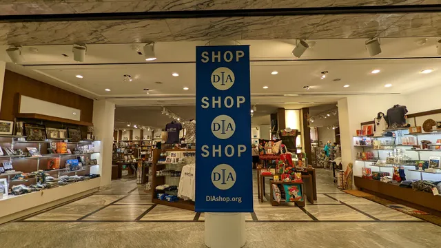 Detroit Institute of Arts Shop