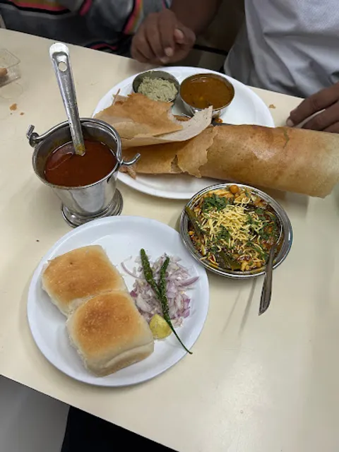 RAM BHAROSE HINDU HOTEL