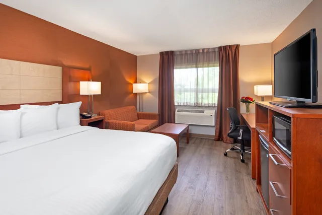 Canadas Best Value Inn - Richmond Hill