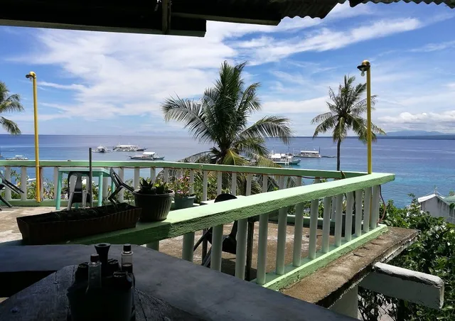 Liberty's Community Lodge and Dive Resort