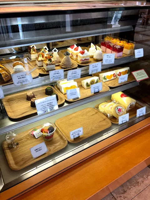 カフェテラスウイステリア 甲府記念日ホテル