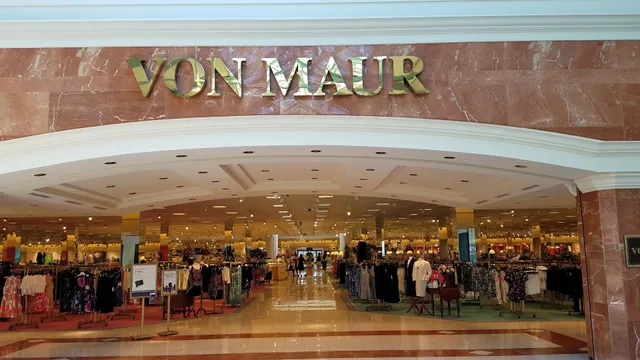 Von Maur