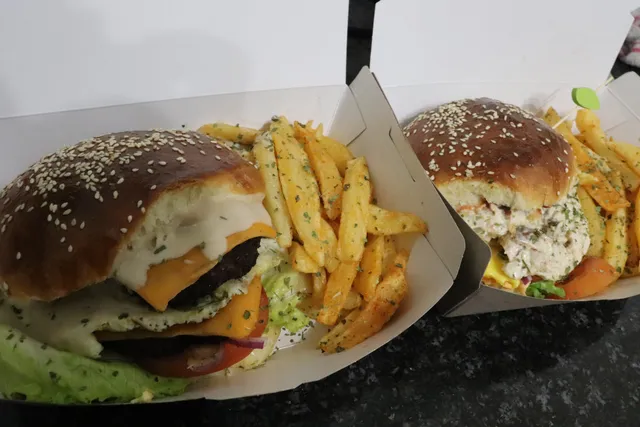 Grills and Bands Smokehouse