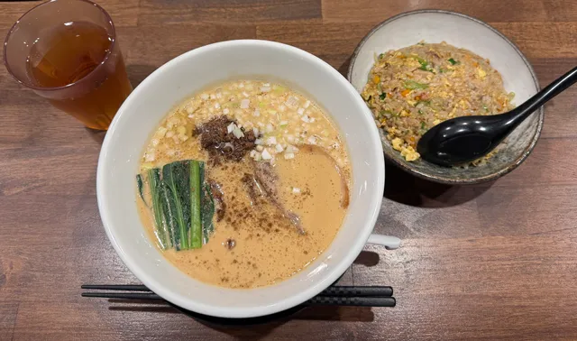 担々麺屋 ゴマの香り