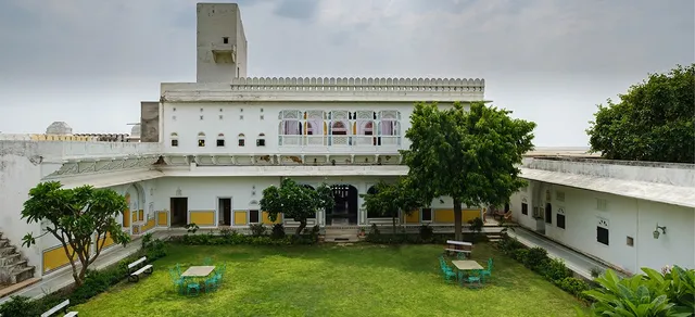 Hotel Rajmahal Palace - Kanota Hotels (Near Bisalpur Dam)