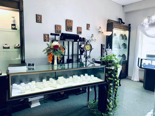 Navarre Jewelry & Quartz Watch Repair