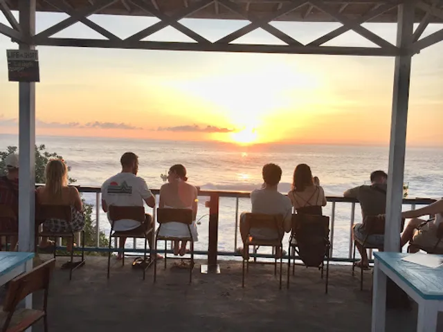 Cloudland Bar Lembongan