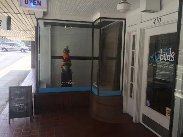 Cakebuds Bakery and Ice Cream Shop