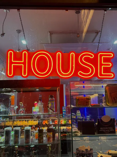 Puff heaven smoke shop