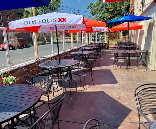 De Leon’s Taco & Bar #2 GU