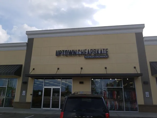 Uptown Cheapskate Evans