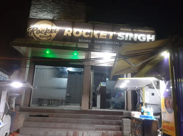 Chacha's Soup and Chicken