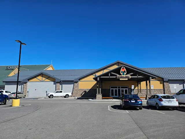 TuKaNovie Restaurant