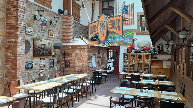 Papa Joe's Saloon & Steakhouse