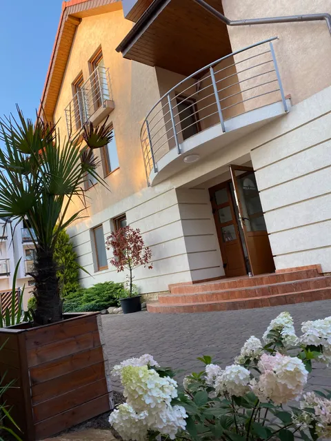 Willa Mare Pokoje Gościnne