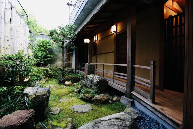 ならまち町家宿となり