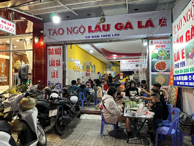 Lẩu Gà Lá É - Tao Ngộ ( Quán Gốc )155 Bùi Thị Xuân