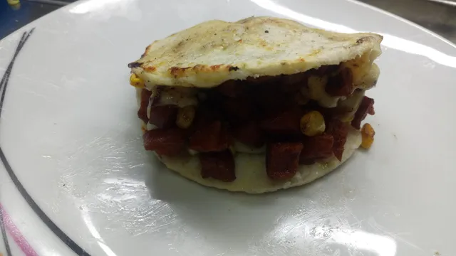 arepas rellenas CJ
