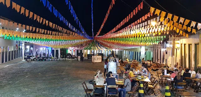 Os Artistas da Massa