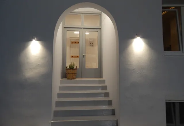 Helmos Hotel & Studios