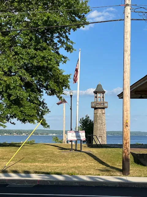 Lakeview Hotel and Restaurant