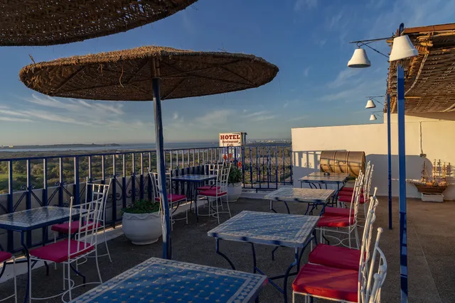 Hendrix Hotel, Restaurant & Rooftop