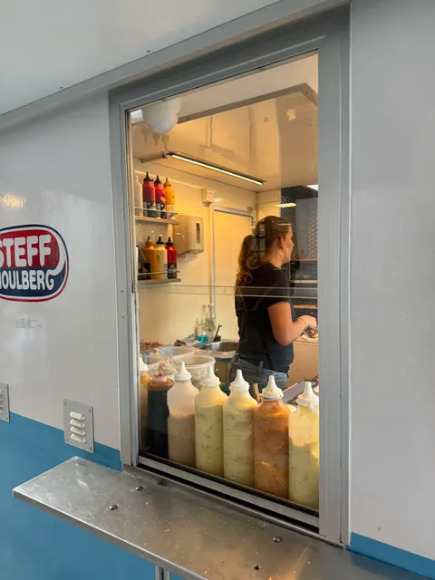 John’s Hotdog Deli