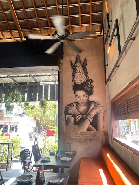 Bangkok Hustle Thai Food