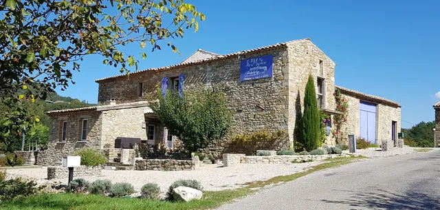 LE SAINT MAURICE - Chambres d'hôtes, Gîte, Table d'hôtes