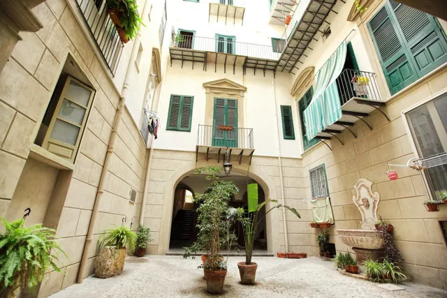 Abatellis Luxury Bed and Breakfast, Palermo