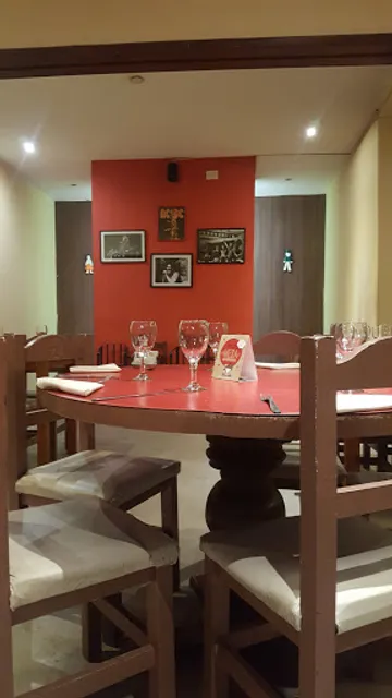 Antü RestoBar - Patio de Encuentro (Cipolletti)