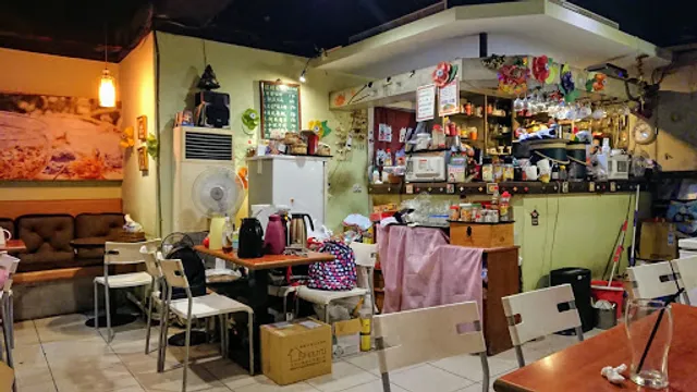 Gate One Coffee Shop