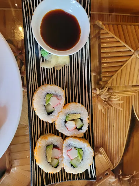 Mini Wok Asia And Sushi Bar