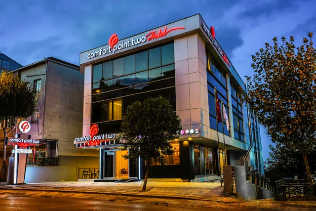 Comfort Point Two Hotel