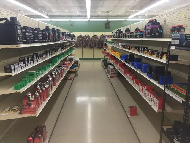 MONTICELLO (MS) PAWN AND OUTDOORS