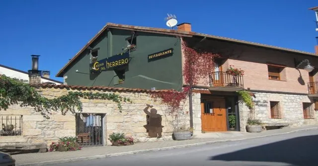 Hotel Rural La Casona del Herrero