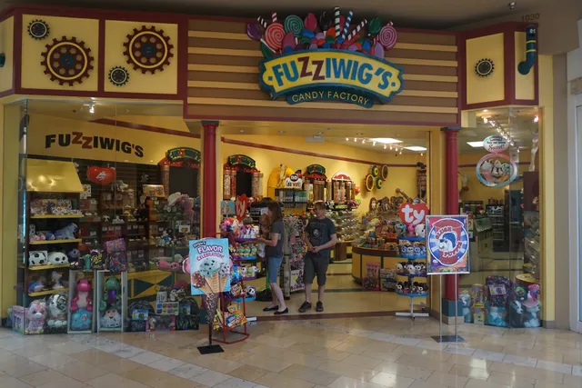 Fuzziwig's Candy Factory