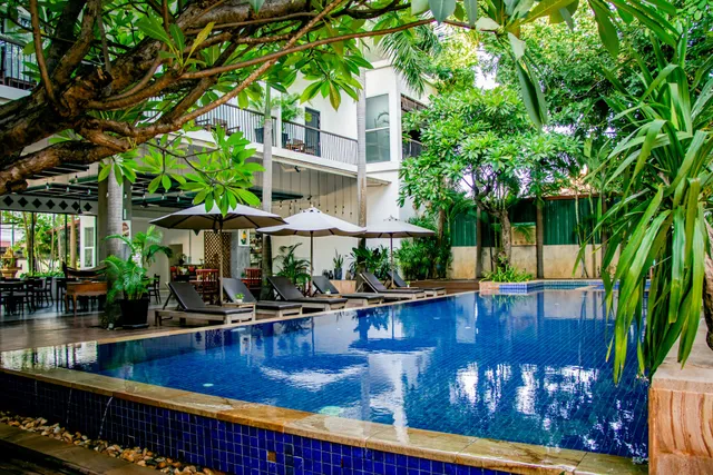 Landing Gold by Amatak