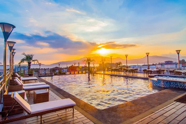 Best Western Plus Hotel Subic