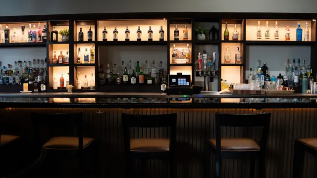 The Leinster | Irish Pub