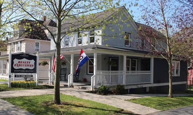 Realty Executives Exceptional Realtors - Milford