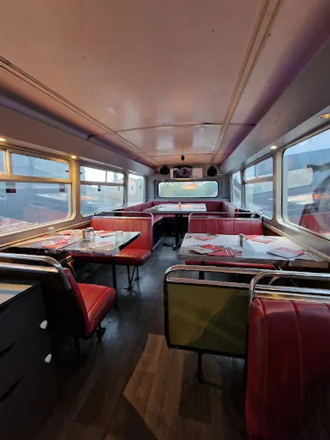 restaurant du bus impérial Le Pontet