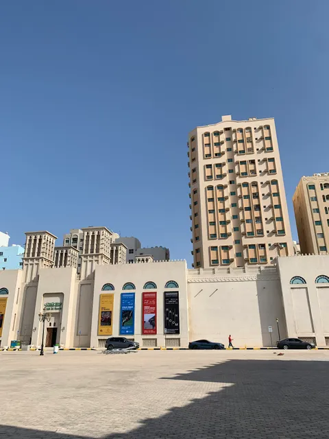 معهد الشارقة للفنون Sharjah Art Institute