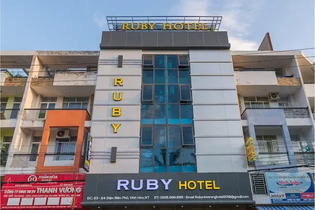 OYO 186 Ruby Hotel