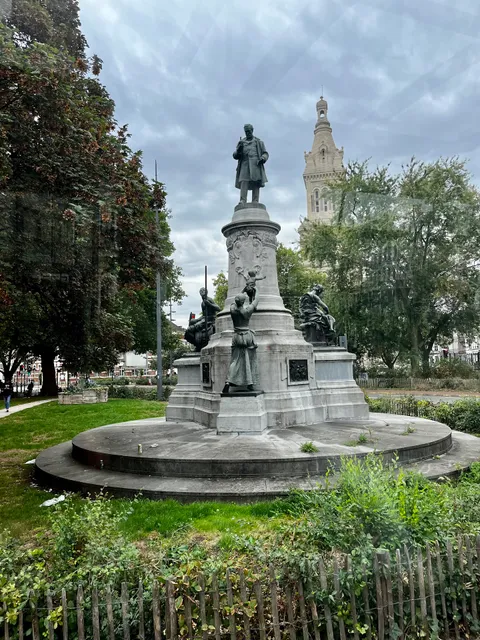 Monument de Louis Pasteur