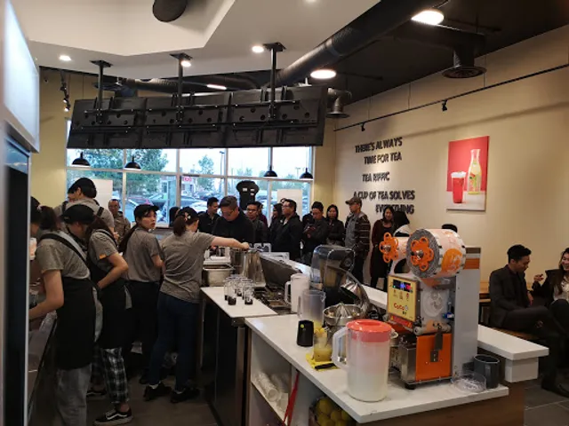 CoCo Fresh Tea & Juice - Harvest Hills