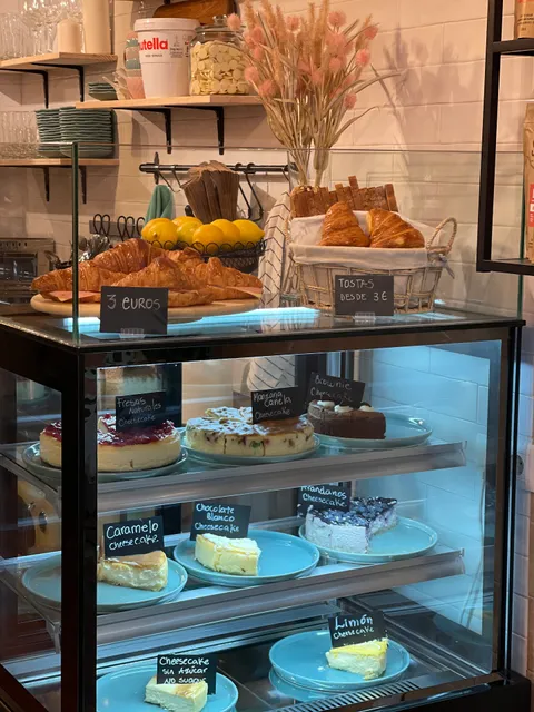 Claus Bakery Cheesecake Factory