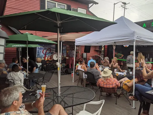 Belfast Station Northwoods Irish Pub & Grill